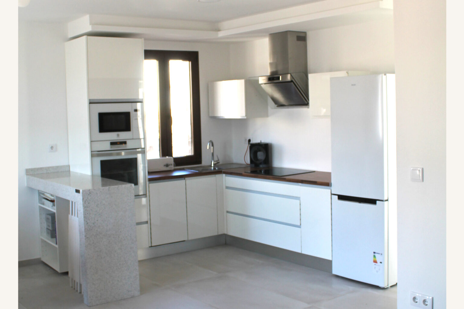 Alquiler-de-Casa-con-vistas-en-Caravaca-cocina