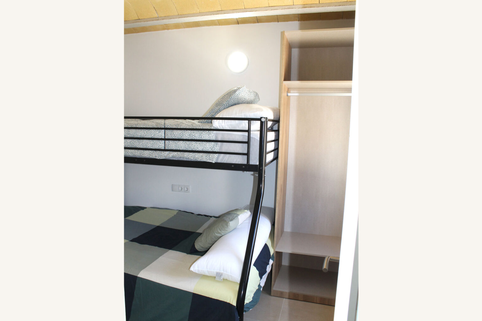 Casa-con-vistas-en-Caravaca-habitación-2